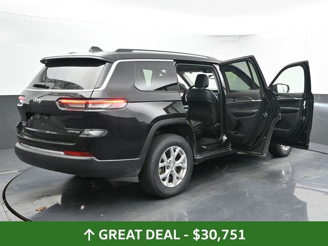 Vehicle image 24 of 116