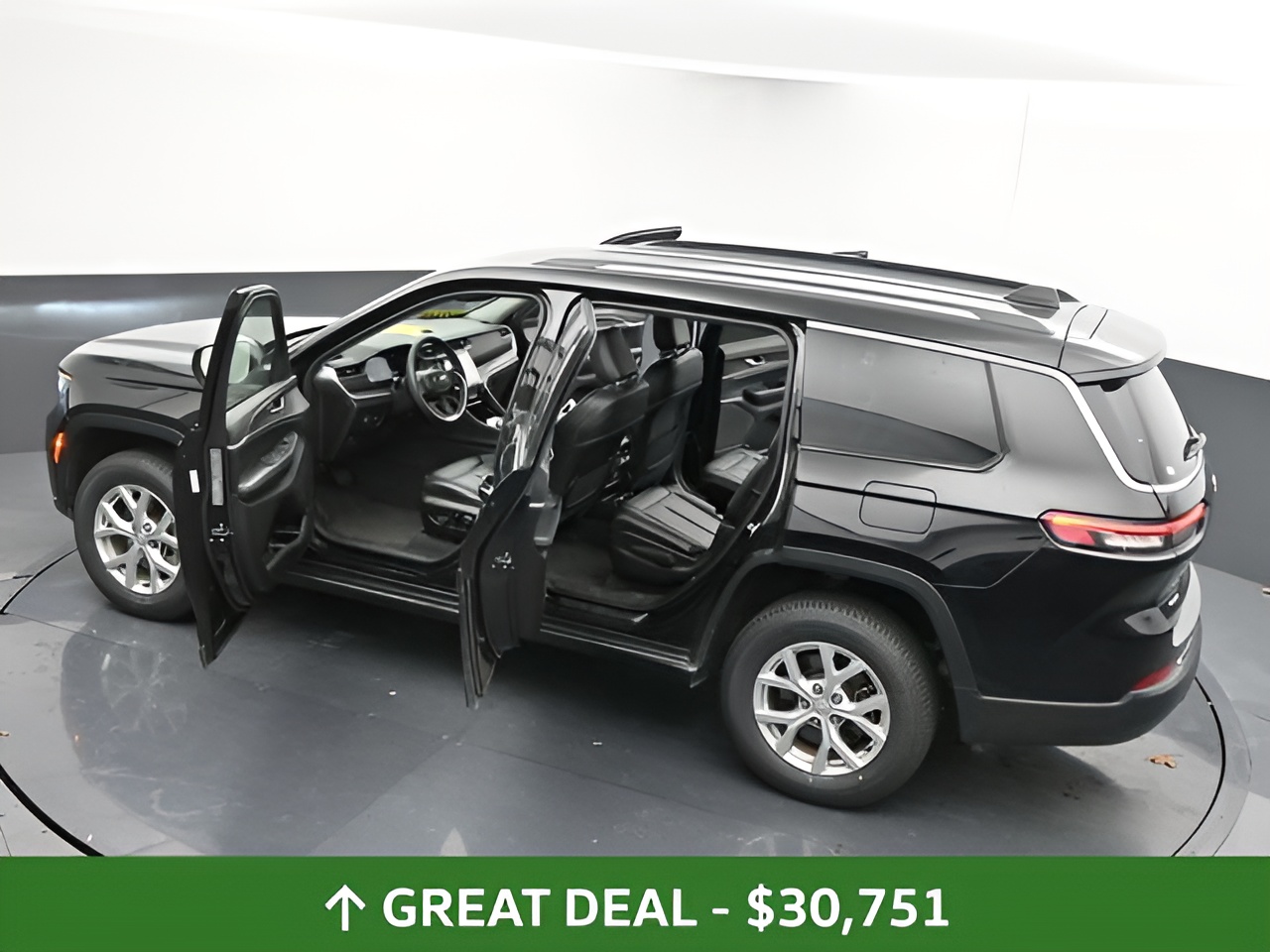 Vehicle image 111 of 116