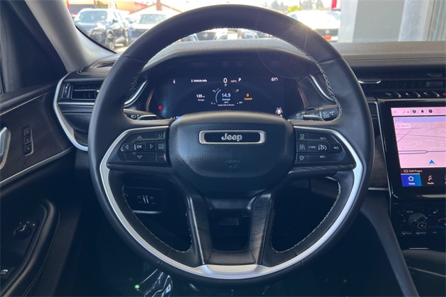 Vehicle image 40 of 46