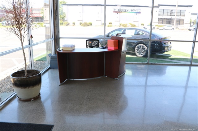 Vehicle image 44 of 46