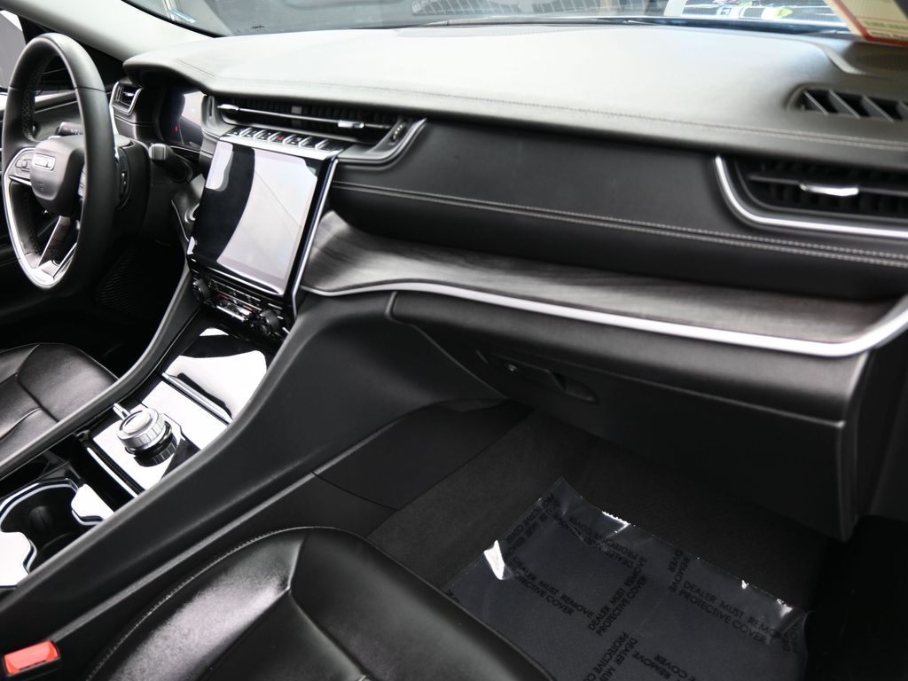 Vehicle image 45 of 78