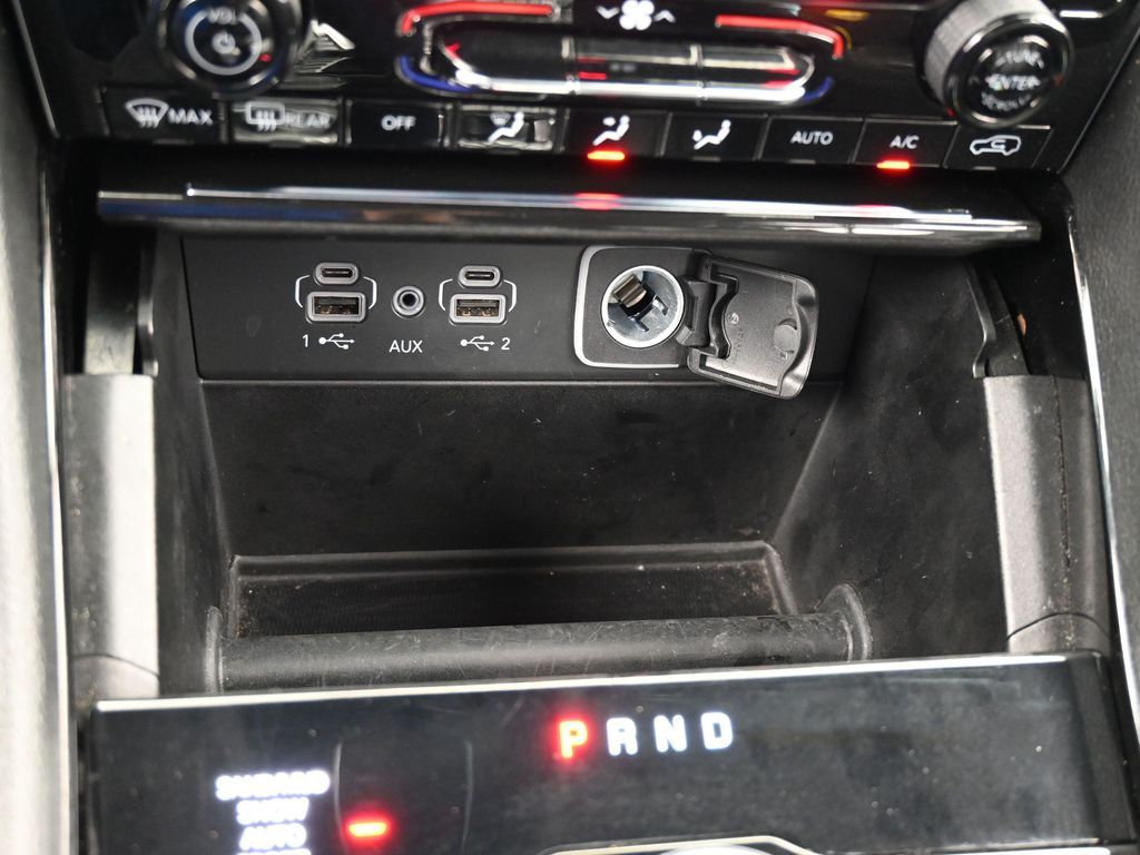 Vehicle image 77 of 78