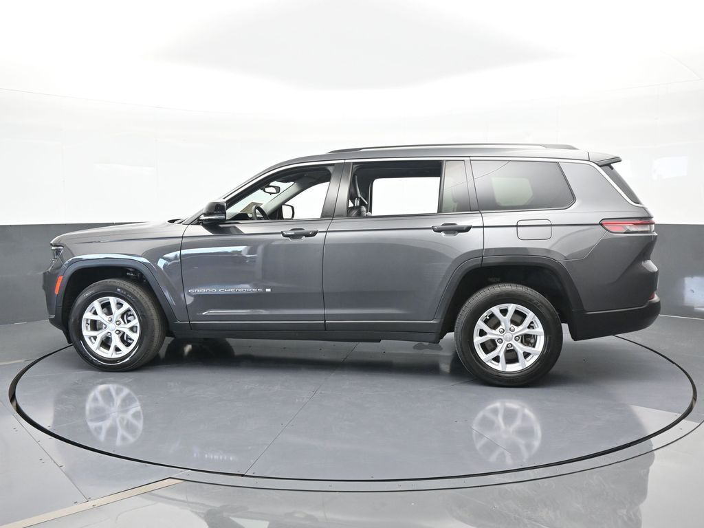 Vehicle image 34 of 78