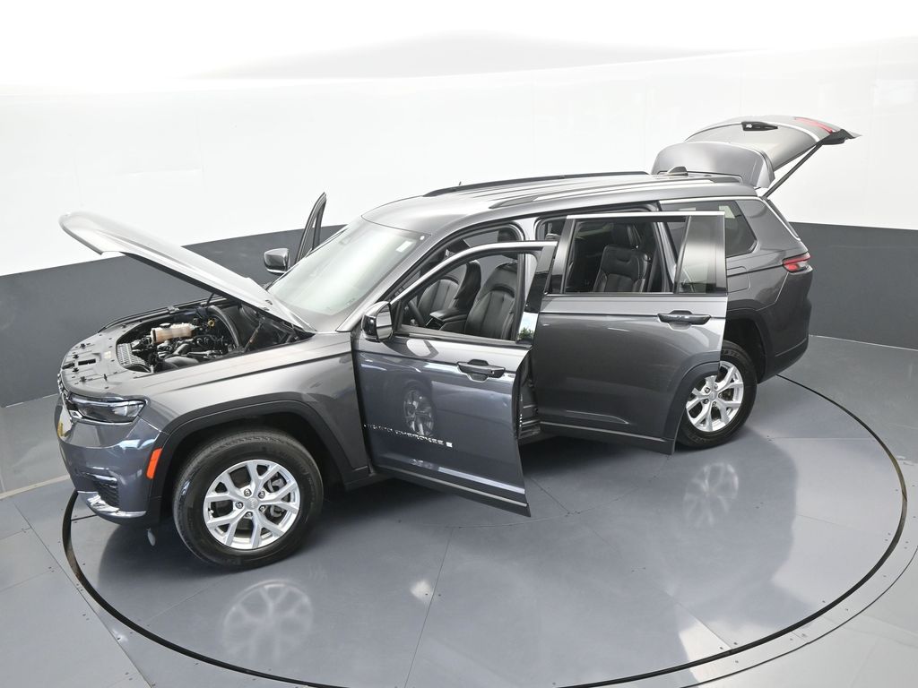 Vehicle image 5 of 78