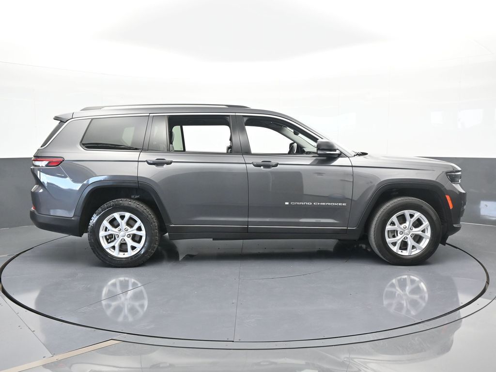 Vehicle image 13 of 78