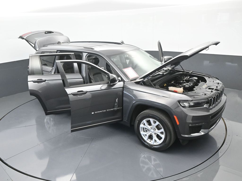 Vehicle image 11 of 78