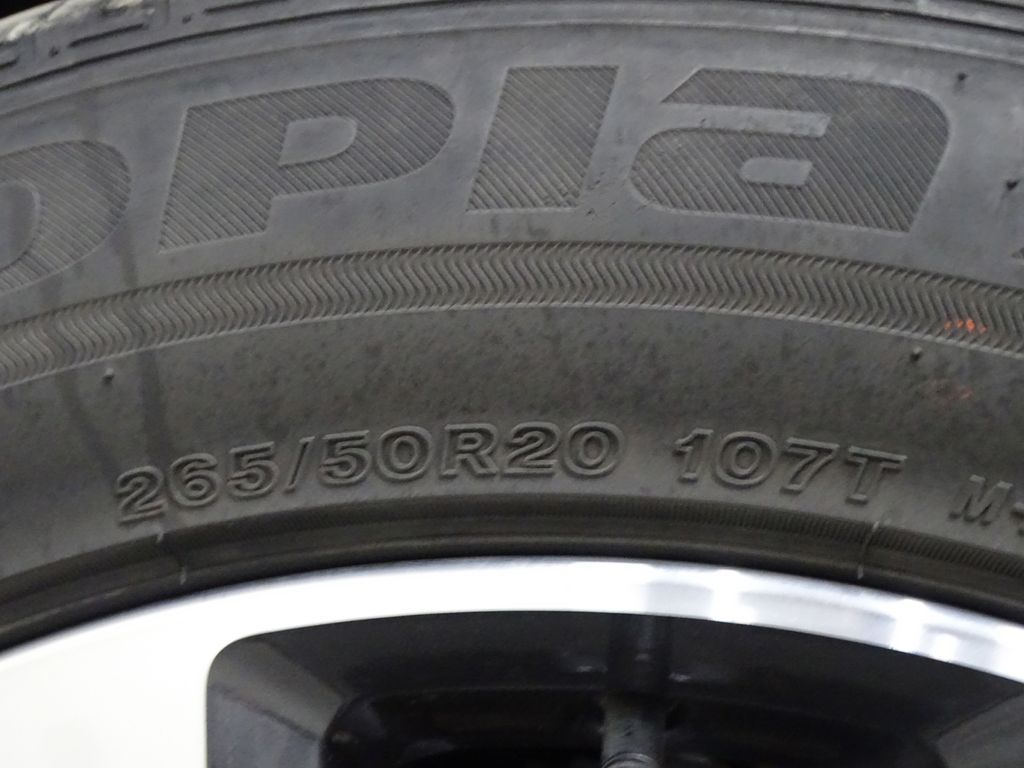 Vehicle image 8 of 59