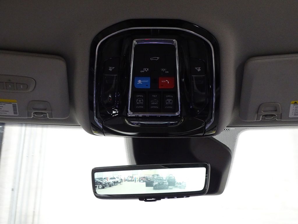 Vehicle image 51 of 59