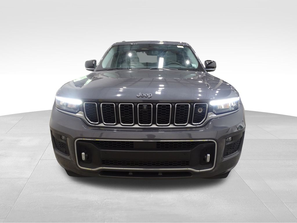 Vehicle image 2 of 59