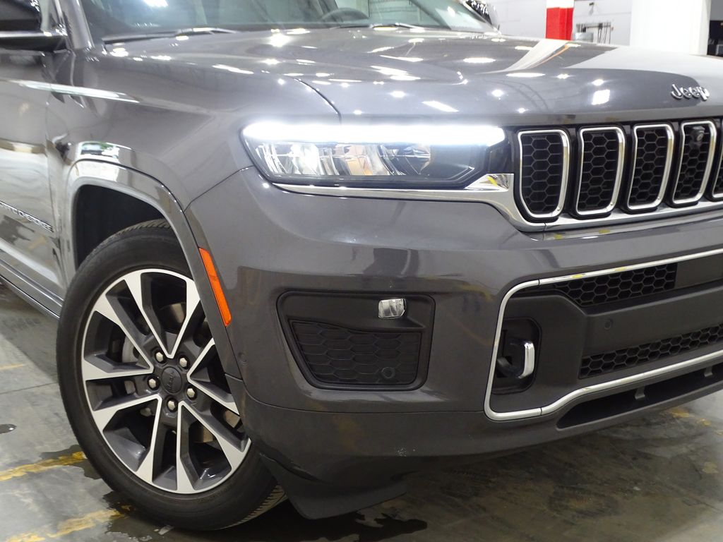 Vehicle image 56 of 59