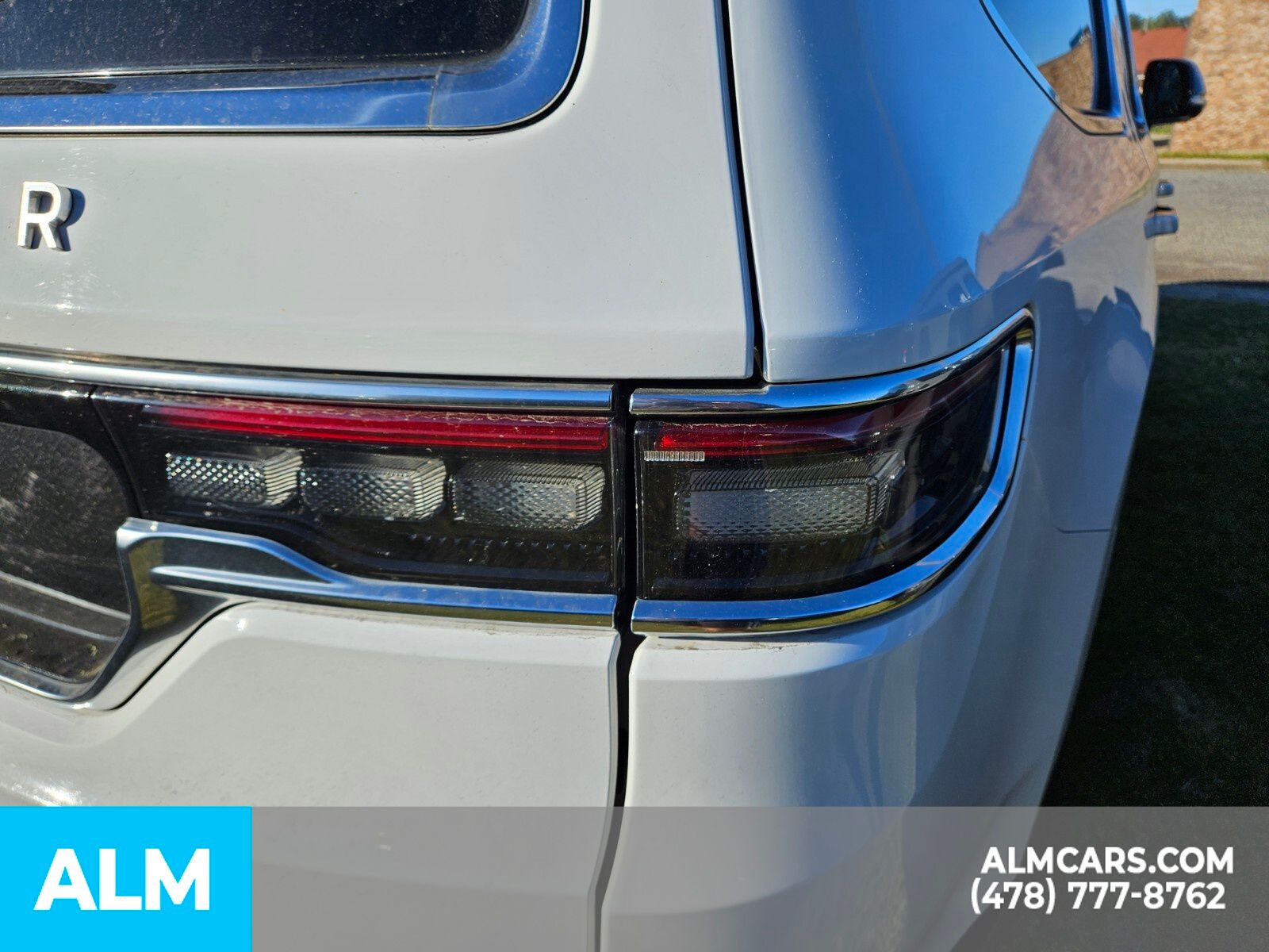 Vehicle image 22 of 24