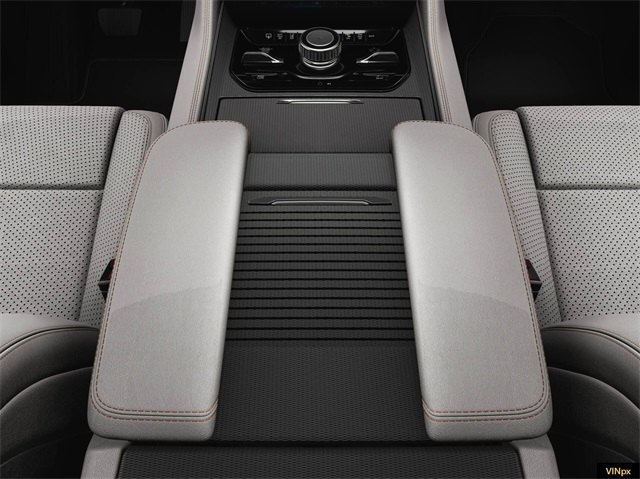 2023 Jeep Grand Wagoneer Base Image 18 of 23