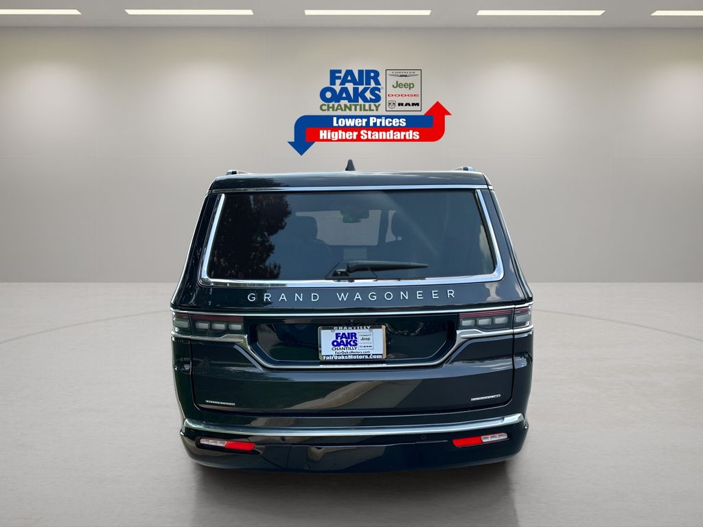 Vehicle image 7 of 21