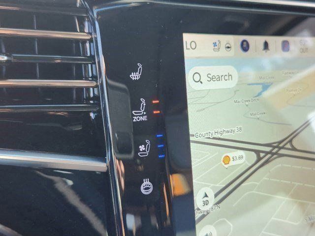 Vehicle image 19 of 26