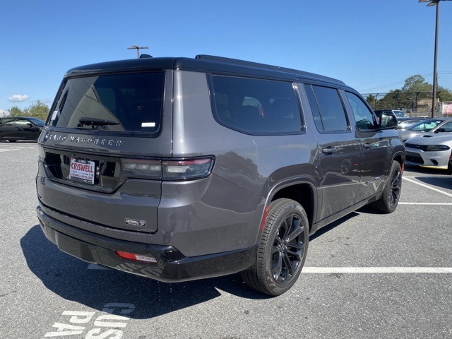 Vehicle image 4 of 37