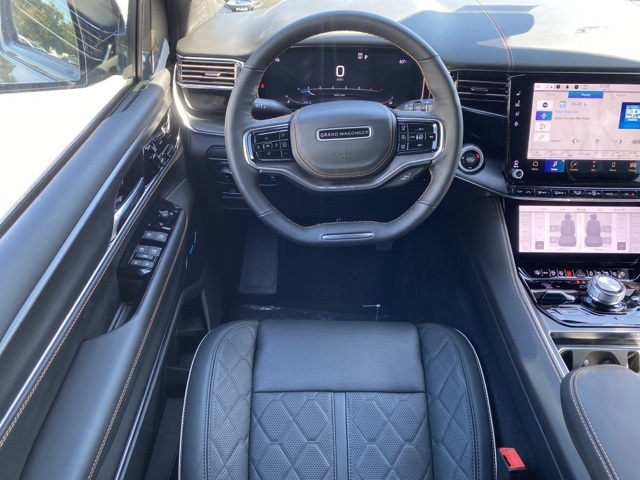 Vehicle image 36 of 37