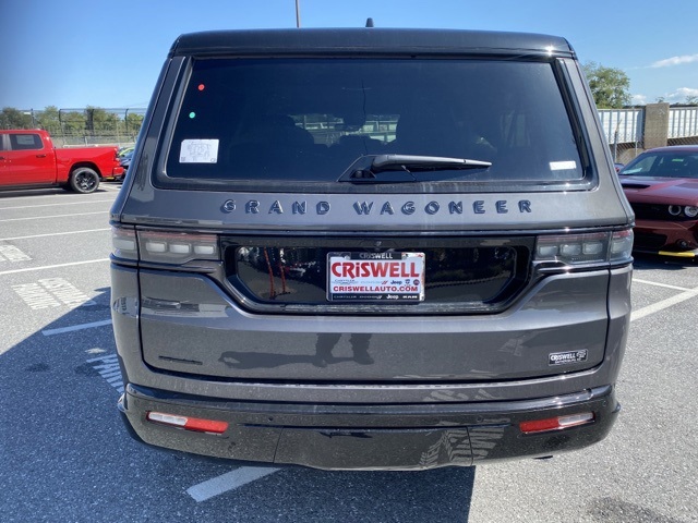 Vehicle image 8 of 37