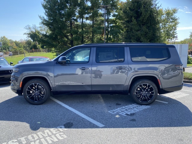 Vehicle image 6 of 37