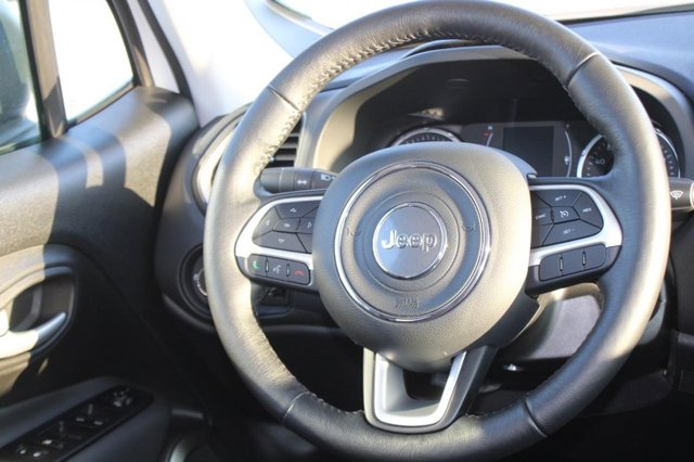 Vehicle image 16 of 35