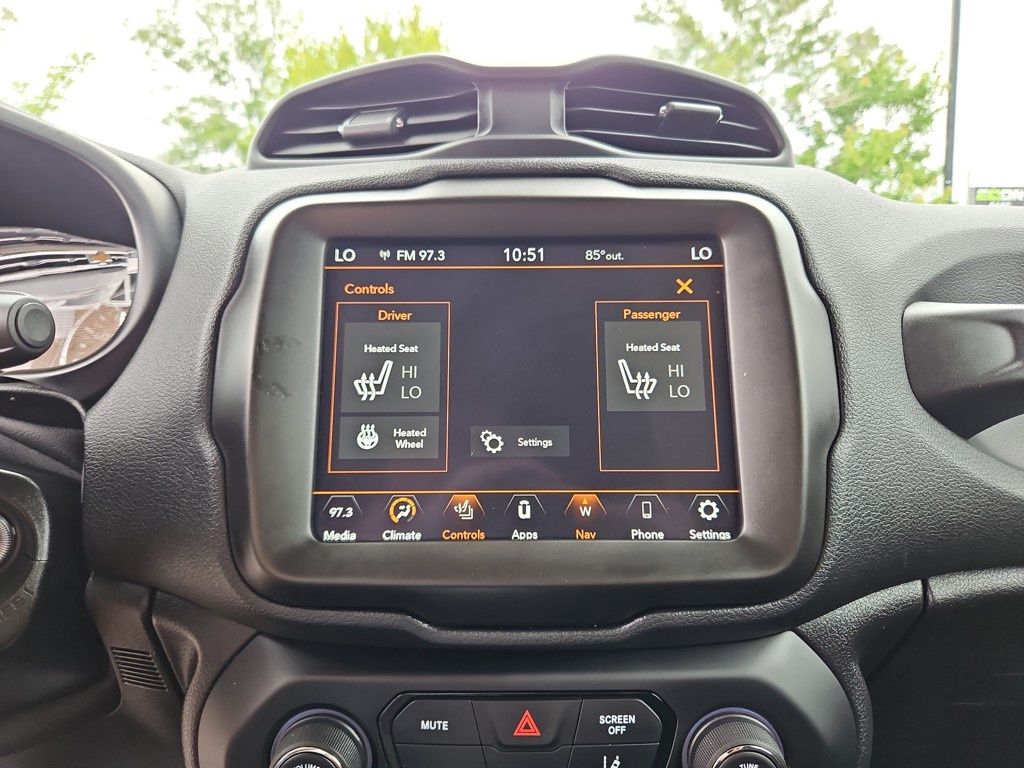 Vehicle image 26 of 41