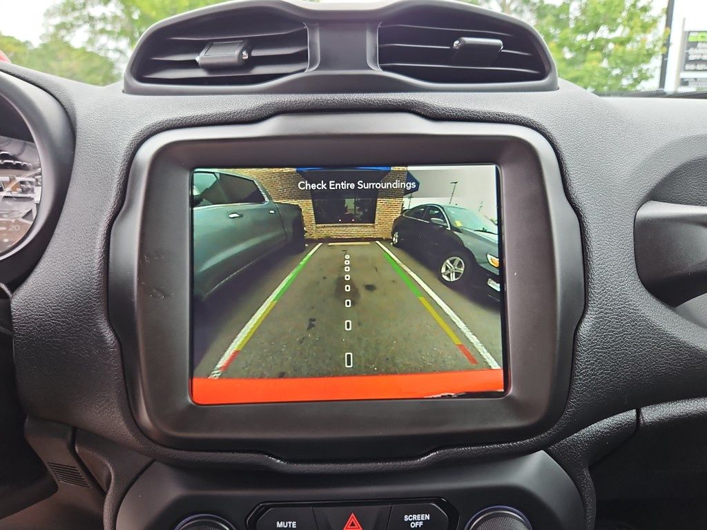 Vehicle image 24 of 41