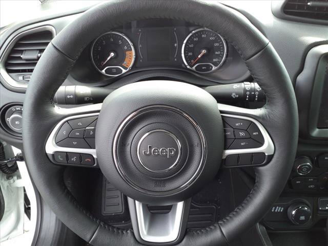 Vehicle image 19 of 21