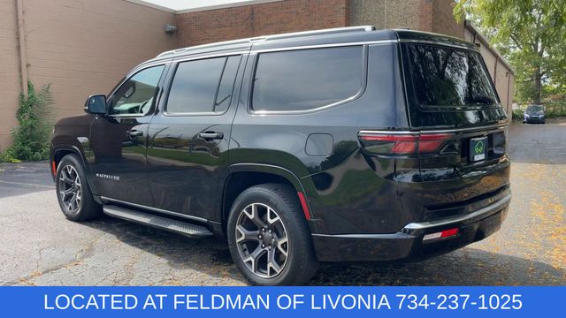 2023 Jeep Wagoneer Series III Image 7 of 38