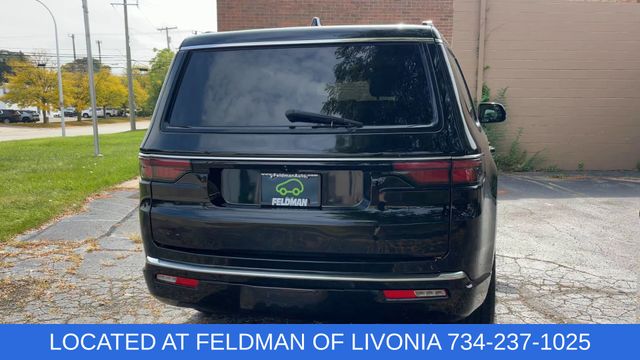 2023 Jeep Wagoneer Series III Image 6 of 38