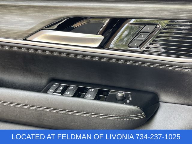 2023 Jeep Wagoneer Series III Image 35 of 38