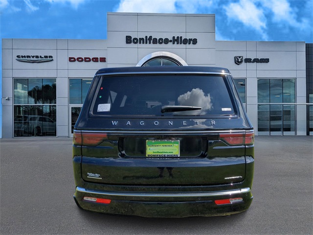 Vehicle image 6 of 28