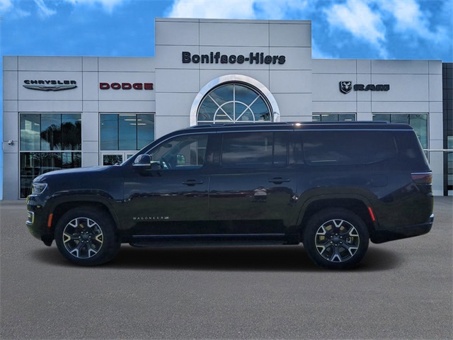 Vehicle image 8 of 28