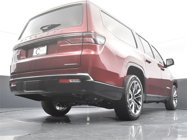 Vehicle image 14 of 58