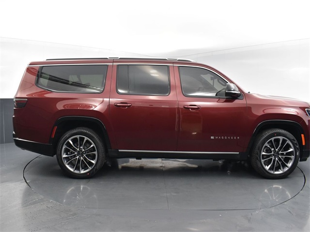 Vehicle image 10 of 58