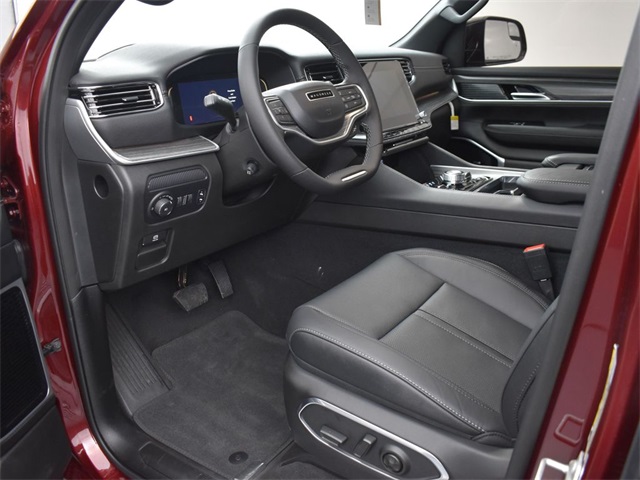 Vehicle image 24 of 58