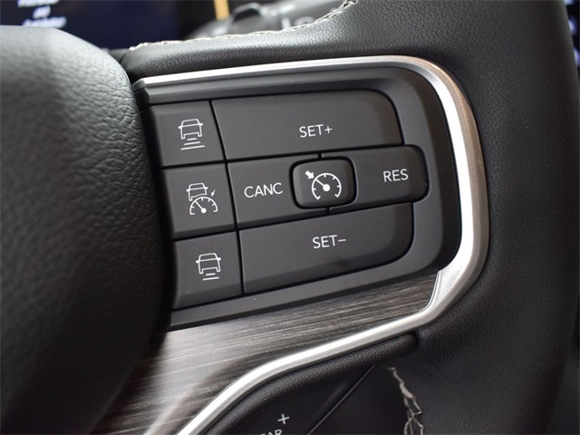 Vehicle image 47 of 58