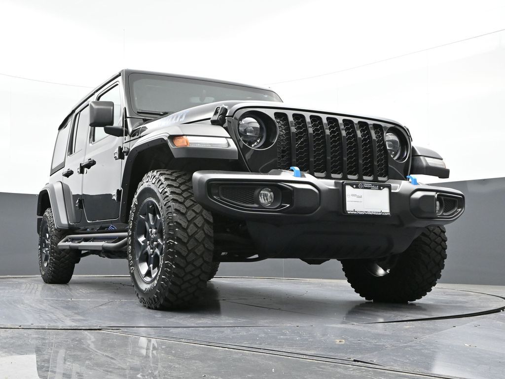 Vehicle image 30 of 31