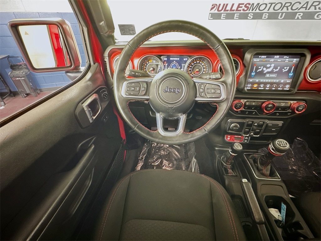Vehicle image 22 of 31
