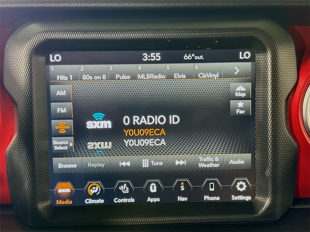 Vehicle image 15 of 31