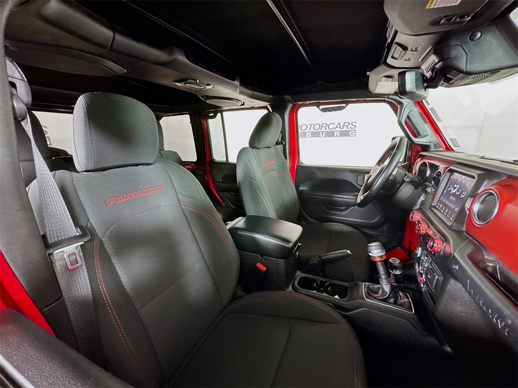 Vehicle image 27 of 31