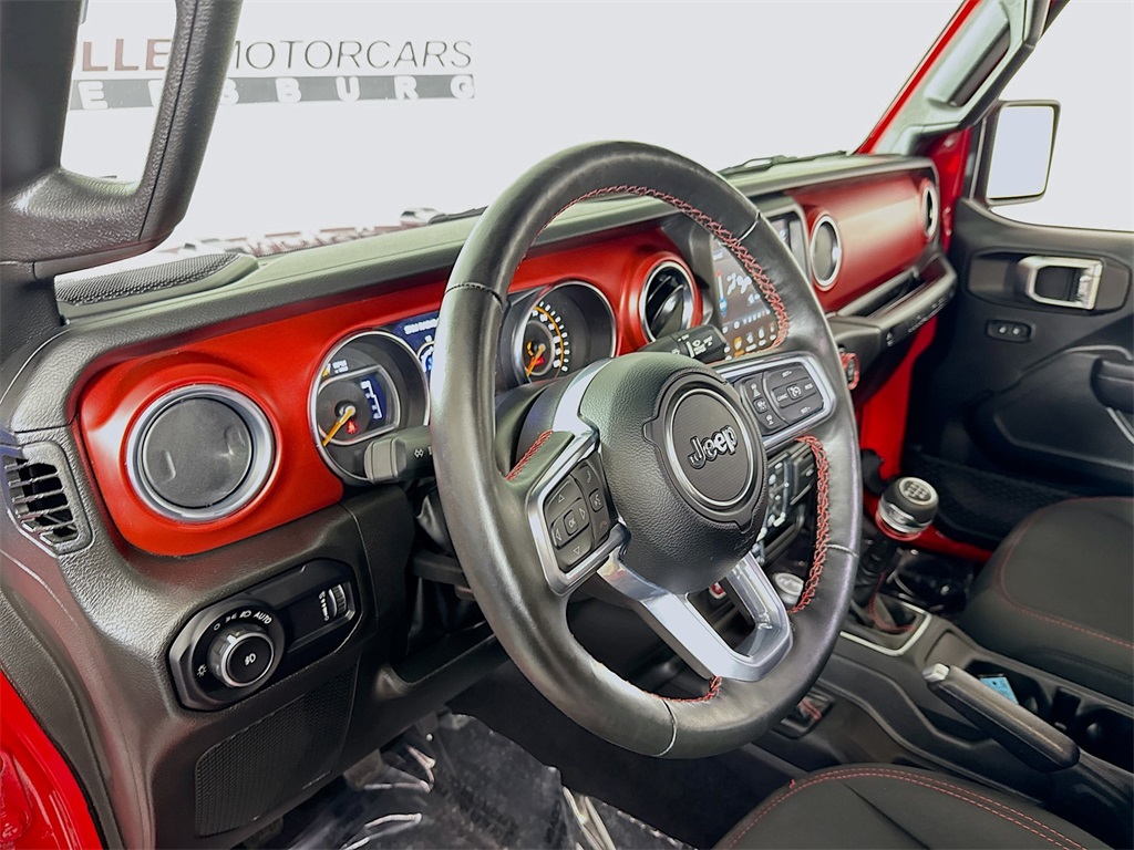 Vehicle image 9 of 31