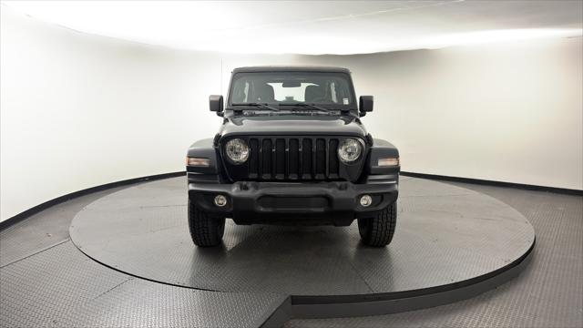 2023 Jeep Wrangler Sport Image 3 of 38