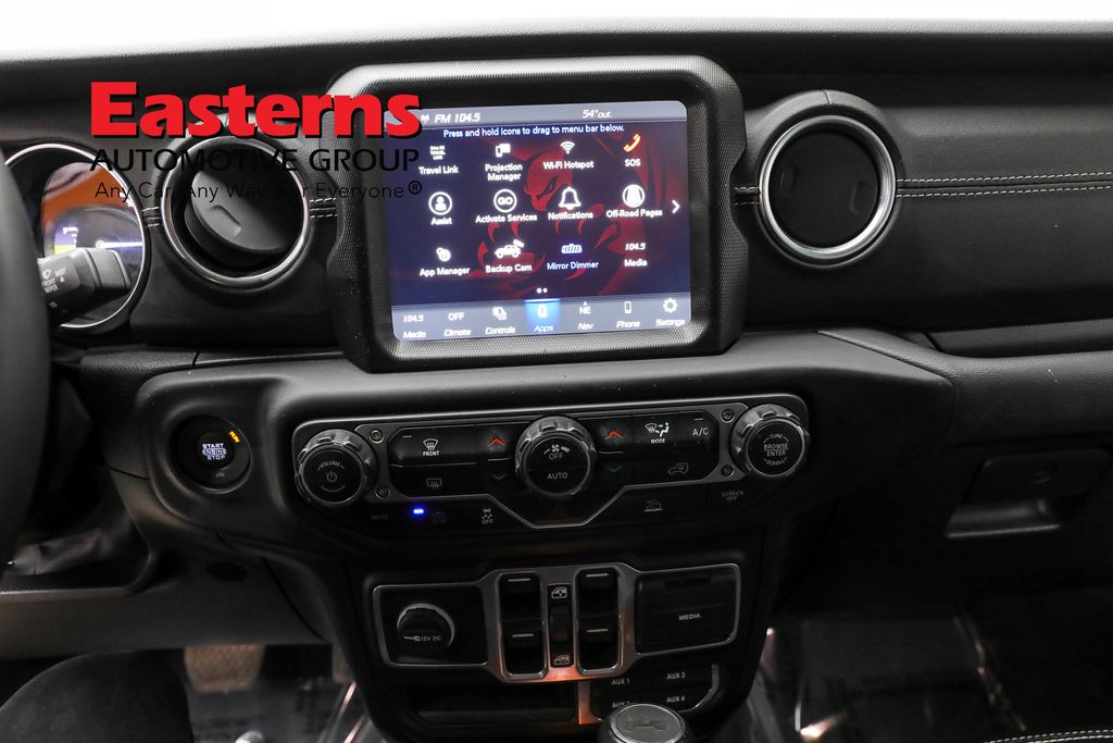 Vehicle image 42 of 63