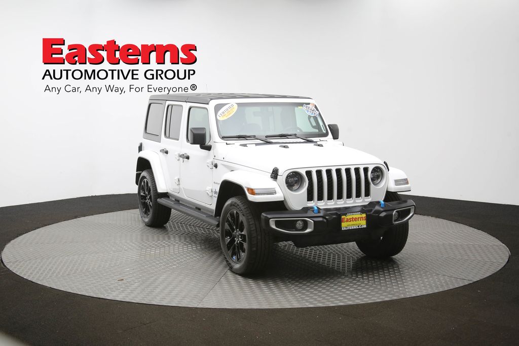 Vehicle image 27 of 63
