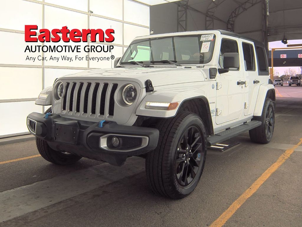 Vehicle image 14 of 63