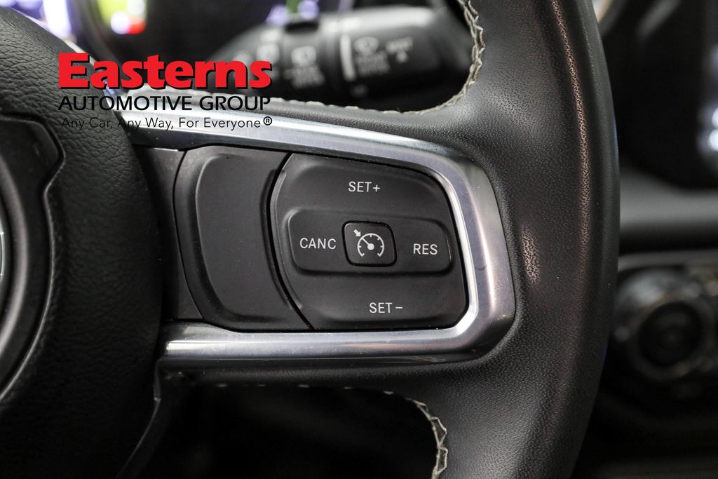 Vehicle image 46 of 63