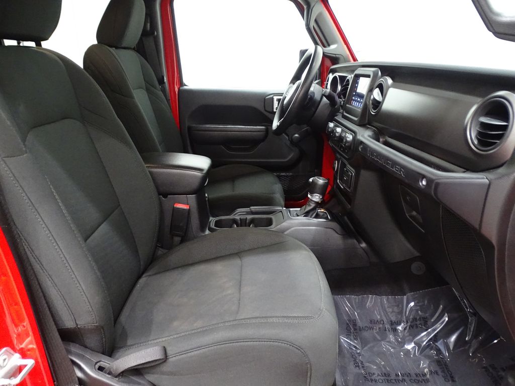 Vehicle image 12 of 39