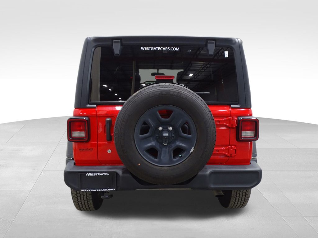 Vehicle image 29 of 39