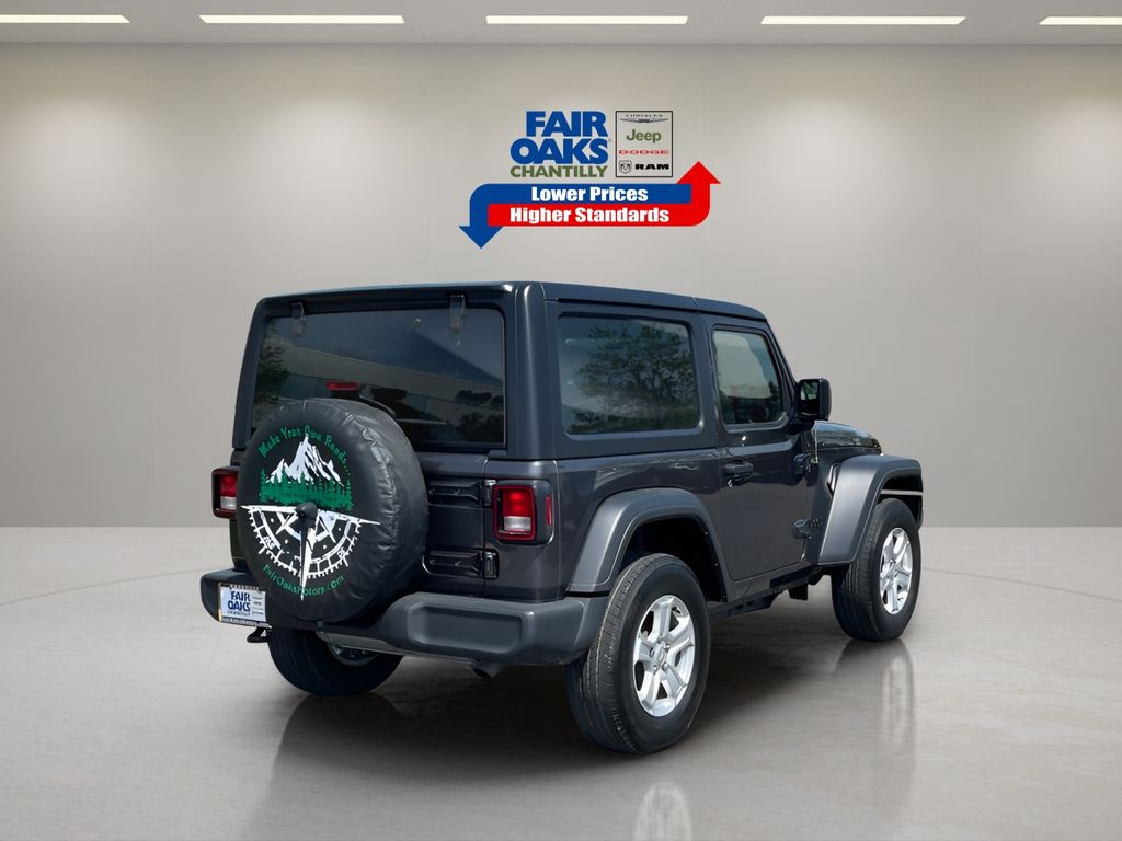 Vehicle image 7 of 29