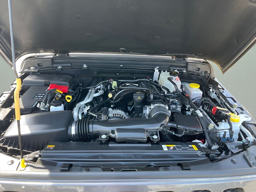Vehicle image 11 of 29