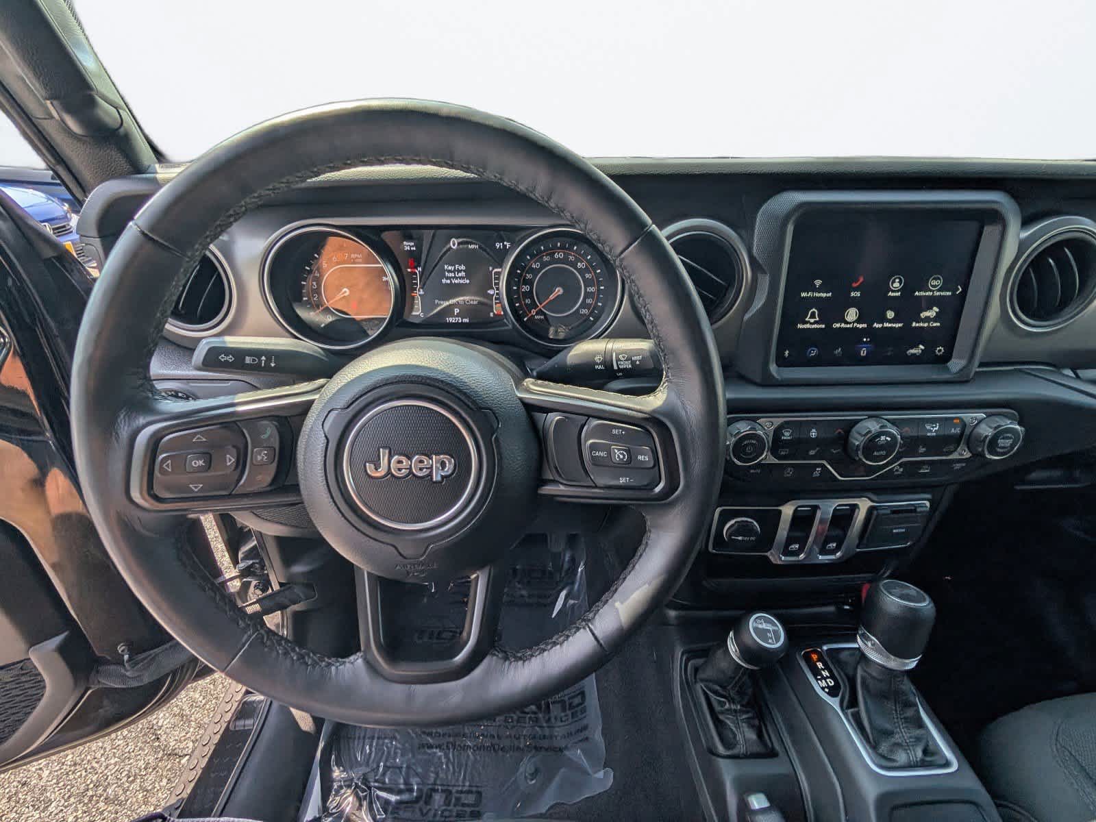 Vehicle image 13 of 26